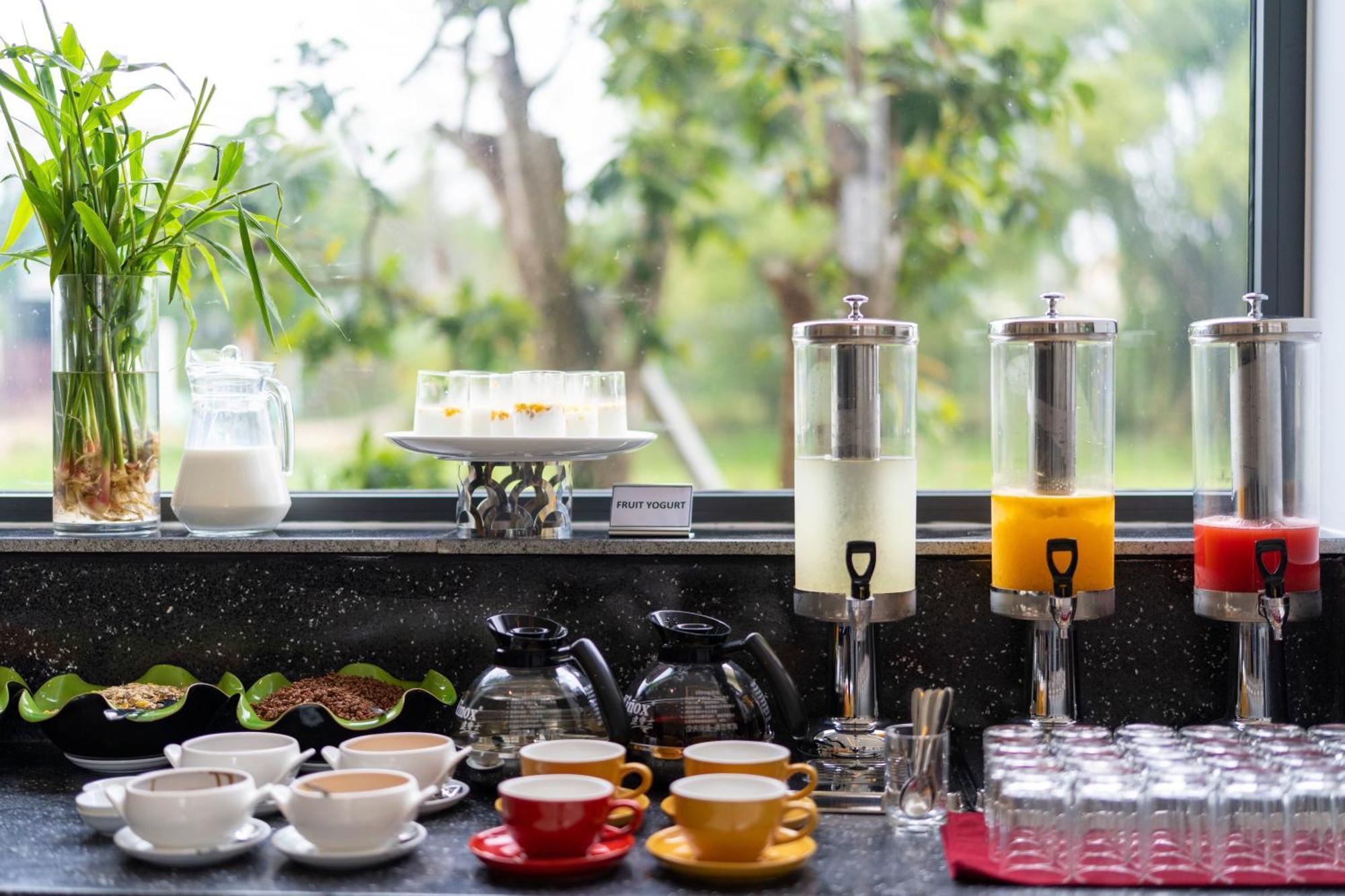 Eco Lux Riverside Hotel & Spa Hoi An Exterior photo